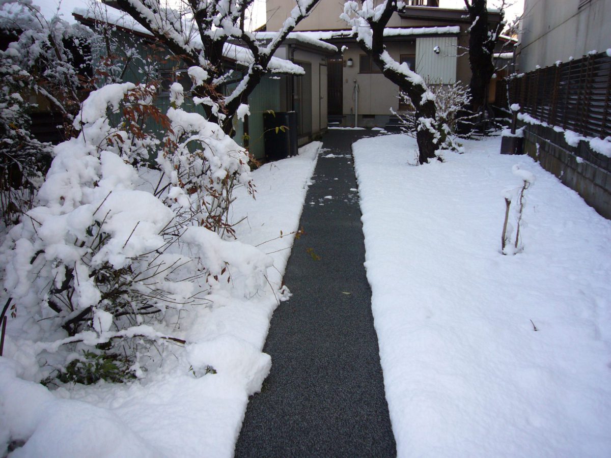 山形市住宅入口・通路